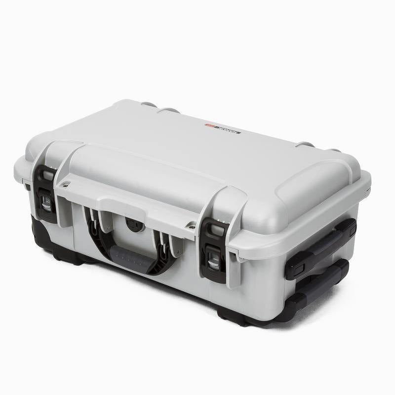 Nanuk 935 - Custom foam 2 DSLR bodies